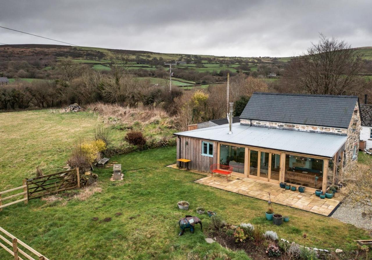 Penrhiw - A Country Cottage With Mountain Views Νιούπορτ Εξωτερικό φωτογραφία